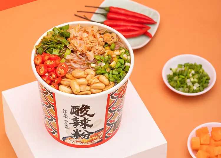 【品質(zhì)之選】桶裝泡面封口包裝生產(chǎn)線：攜手陳村、楊掌柜、金華、顧大嫂、統(tǒng)一，共鑄食品包裝新篇章